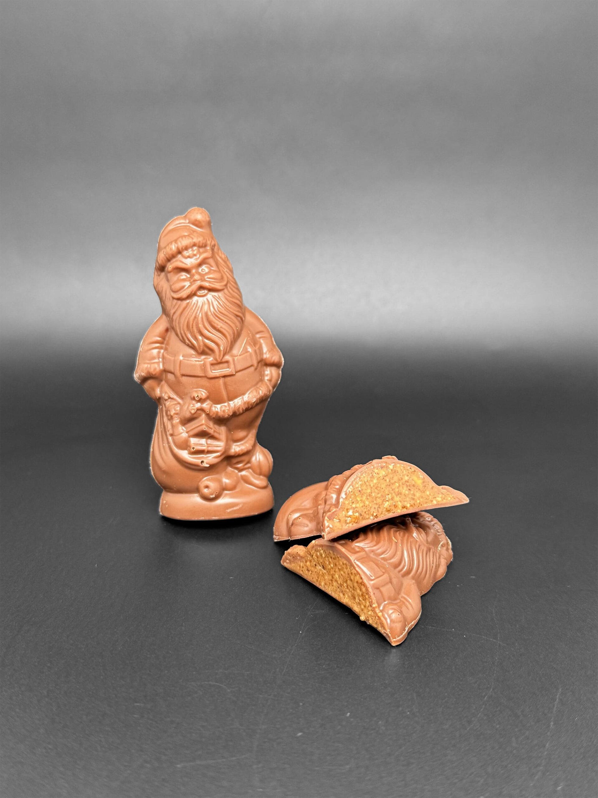 Le Père Noël Fourre Chocolat Au Lait